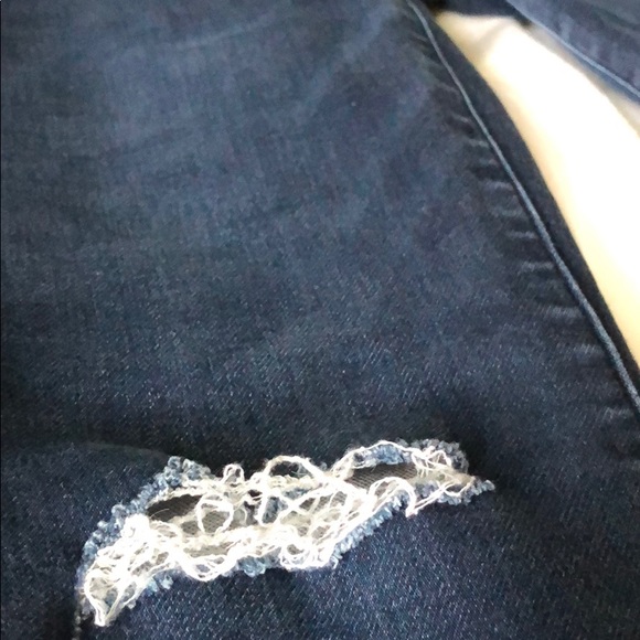 AE Dark-wash, super-stretch jeggings, size 6R - Picture 2 of 7